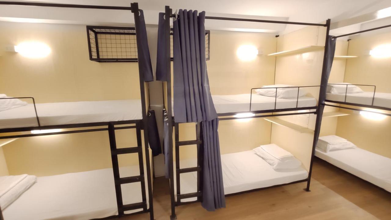 Nomad'S Hub - Best Value Co-Living Hostel Cebu Esterno foto