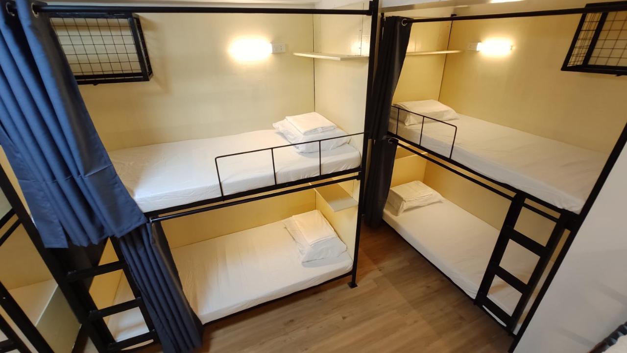 Nomad'S Hub - Best Value Co-Living Hostel Cebu Esterno foto