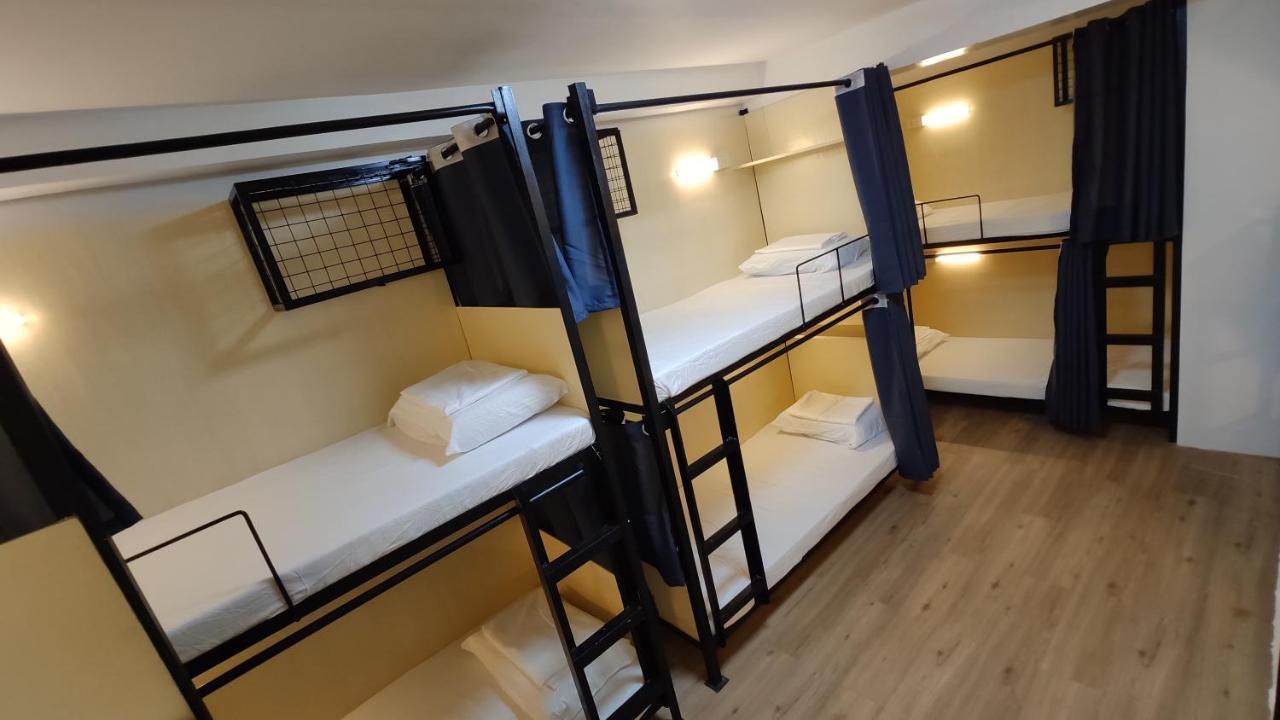 Nomad'S Hub - Best Value Co-Living Hostel Cebu Esterno foto