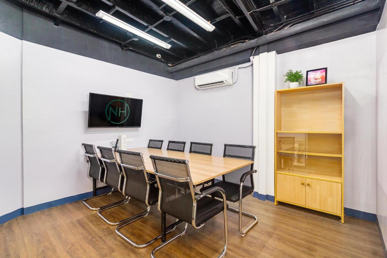 Nomad'S Hub - Best Value Co-Living Hostel Cebu Esterno foto