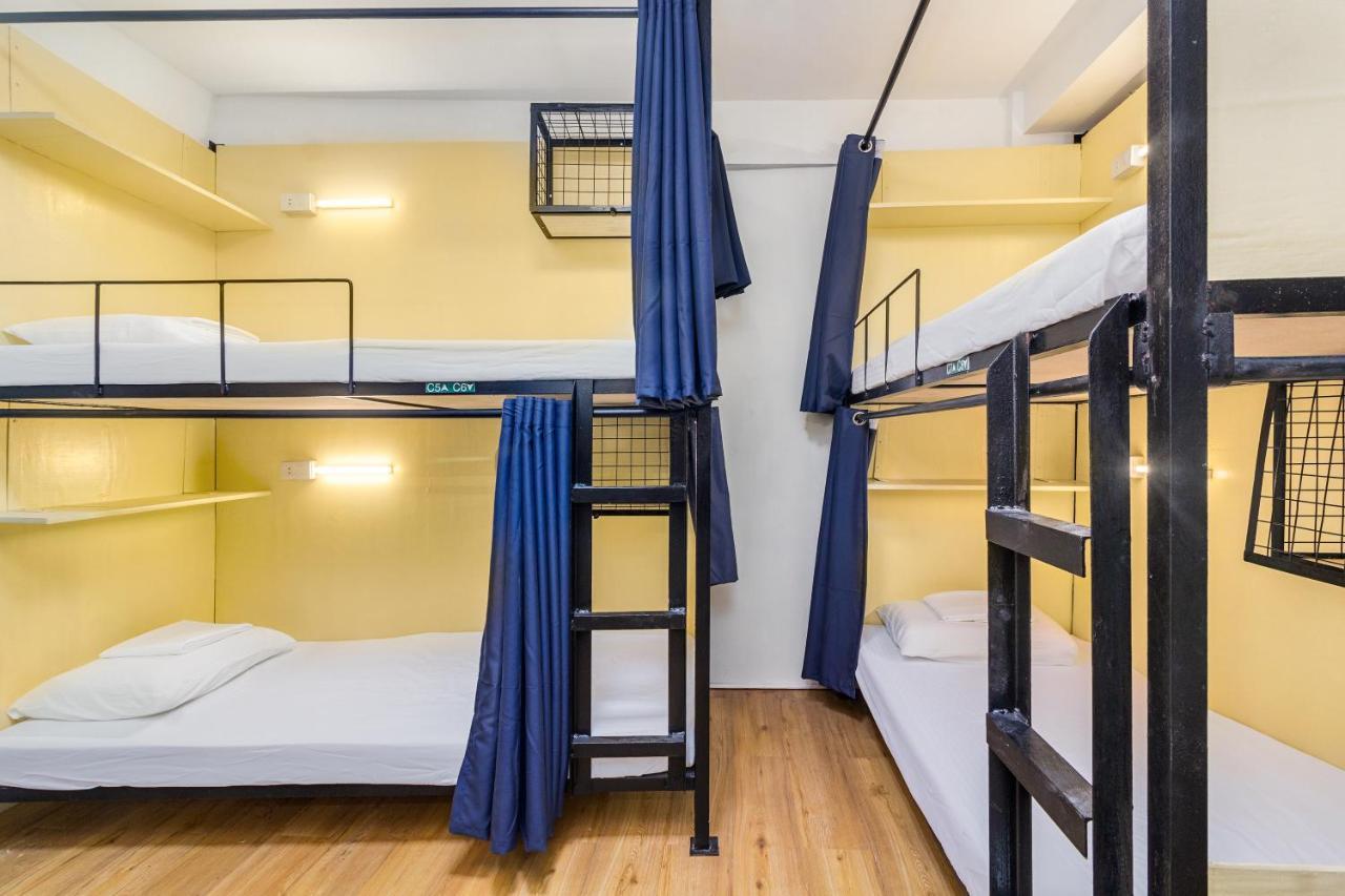 Nomad'S Hub - Best Value Co-Living Hostel Cebu Esterno foto
