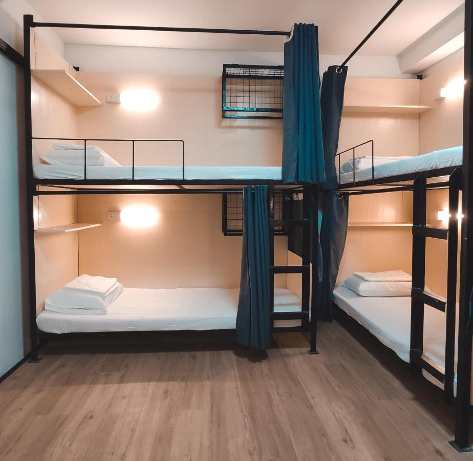 Nomad'S Hub - Best Value Co-Living Hostel Cebu Esterno foto